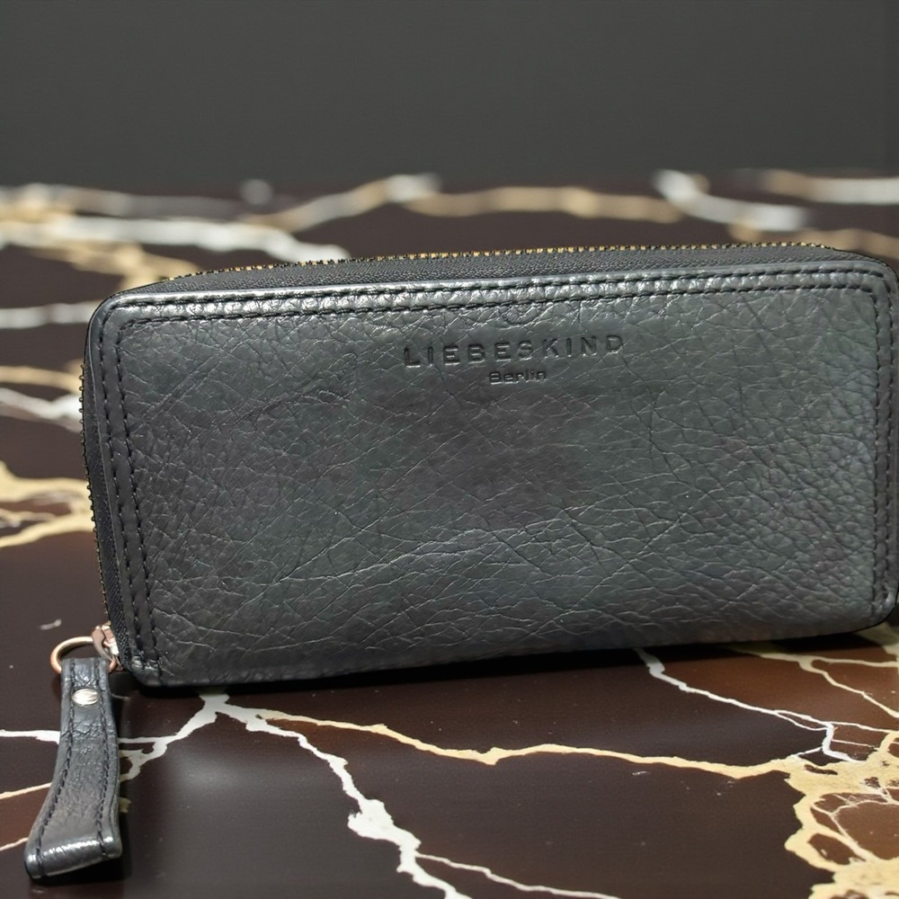 Liebeskind Berlin Women Black Pebbled Leather Zip Around Continental Wallet